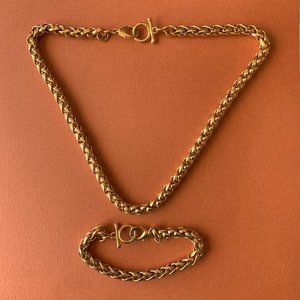 Gold Tone Necklace & Bracelet Set
